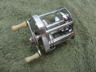 Vintage Conneticut Reel Co.  Twin Lakes Level Winding Casting Fishing Reel Usa