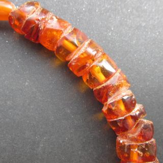 Antique Natural Baltic Amber Beads Necklace 72.  2G. 4