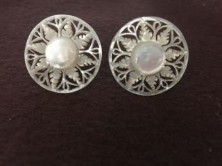 Vintage Antique Reticulated Round Mother Of Pearl Screw Back Earrings (a3)