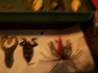 Vintage Metal Tackle Box Full of Old Fishing Lures & Accessories 7