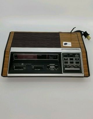 Vintage 1980s General Electric 7 - 4870a Am/fm Programmable Digital Clock Radio