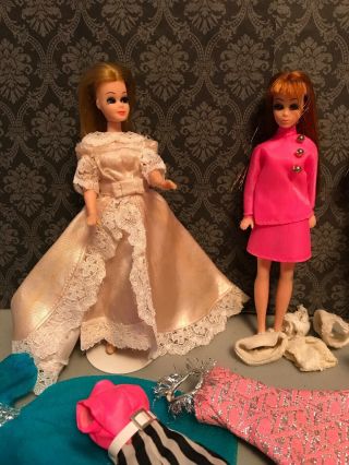 vintage topper dawn dolls,  extra clothes  2