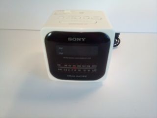 Vintage Sony Dream Machine Icf - C121 White Cube Digital Clock Radio