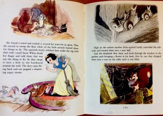 WALT DISNEY ' S SNOW WHITE Antique Children ' s Org Color Plates & Story Book 5