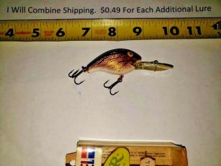 6 - 19 Vintage Rebel Deep Wee R Fishing Lure 3 inches long Gold Black 3