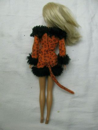 Vintage 1966 MATTEL Long Blonde Hair Barbie with Orange and Black Tiger Dress 3