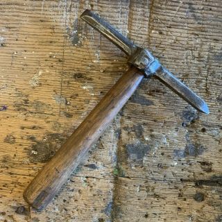 Vintage Titan Australia Chipping Hammer Old Antique Blacksmiths Hand Tool 342