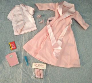 Vintage 1965 Barbie Slumber Party 1642 - Almost Complete W/ Curlers In Celo