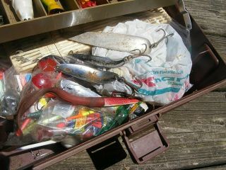 ESTATE FIND Vintage Fishing My Buddy Tackle Box FULL OLD LURES FROGS SPOONS 5