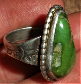 Antique C.  1940 Navajo Sterling Silver Turquoise Ring Arrow & Horse Stamps Vafo