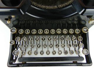 Antique Royal Typewriter Model 10 1920s Vintage GREAT 2