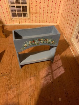 DOLLHOUSE MINIATURE ARTISAN SIGNED VINTAGE SOFA TABLE / DRY SINK HAND PAINTED 4