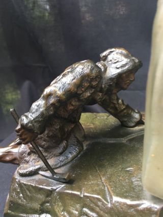 Rare Seal Hunter Bronze sculpture Desk Lamp - Vaseline Glass Shade - German - 1910 2