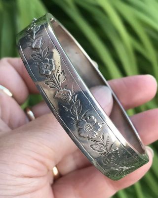 Antique /victorian Hallmark 1901 Sterling Silver Floral Engraved Bracelet/bangle