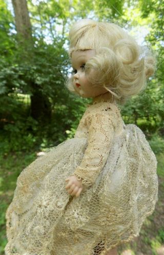 VINTAGE VOGUE GINNY DOLL BLONDE IN OLD LACE DRESS 7