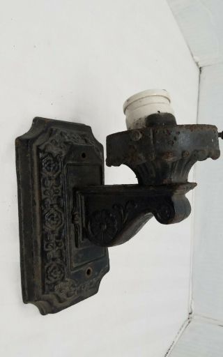 Antique Ornate Victorian Cast Iron Wall Sconce Lamp Light Fixture
