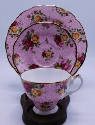 Royal Albert Old Country Rose Dusky Pink Lace 2002 Flower Teacup & Saucer Trio