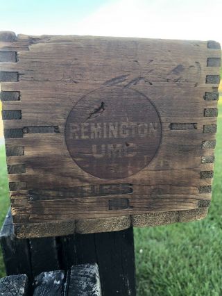 Antique Vintage Crate Remington Umc Ammo Box Wood 410 Gauge.  Hunting.  Dovetail