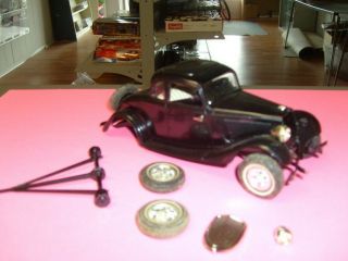 Aurora 1/25th 34 Ford Coupe Model Vintage Built Up.