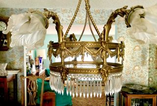 1920 ' S FRENCH EMPIRE - BRASS & CRYSTAL CHANDELIER WITH SWAG MOTIF - 9 LIGHTS 4