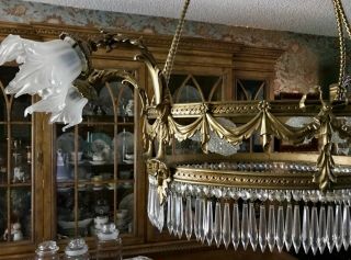 1920 ' S FRENCH EMPIRE - BRASS & CRYSTAL CHANDELIER WITH SWAG MOTIF - 9 LIGHTS 8