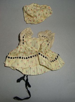 Vintage Ginny Doll Wanda 40 Yellow Print Dress Panties and Straw Hat 2