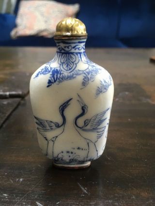 Chinese Snuff Bottle Enamelled With Hand - Painted Cranes On Each Side
