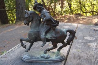 Anitique Buffalo Bill Cody Statue - Very Old - Me Moore.  B&pc York