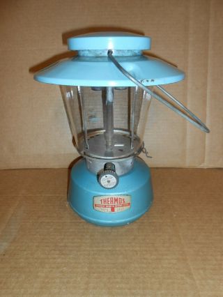 Vintage Thermos Model 8326 Gas Lantern 2 Mantle Camping Sporting Goods