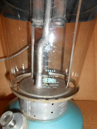 vintage thermos model 8326 gas lantern 2 mantle camping sporting goods 3