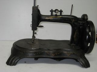 Rare Found Antique Home Companion Hand Crank Sewing Machine