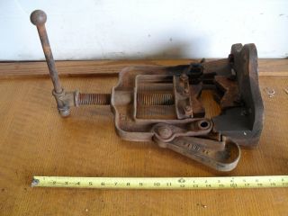 Antique Reed Manufacturing Pipe Clamp Vise No.  73 Pat Aug 11 19 (kpa1 - 12)