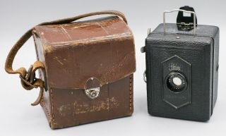 Antique - Zeiss Ikon Baby Box 127 Film Box Camera & Case
