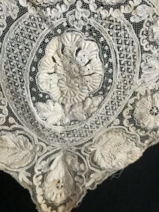 OUTSTANDING 1850 ' s Ladies Lace Shawl - Fine Handmade embroidery on Muslin Fabric 4