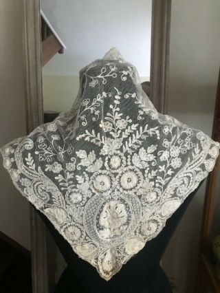 OUTSTANDING 1850 ' s Ladies Lace Shawl - Fine Handmade embroidery on Muslin Fabric 6