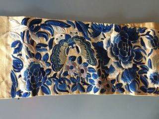 China Vintage Silk Hand Embroidered Cloth Blue 15x3.  5 Inches 2