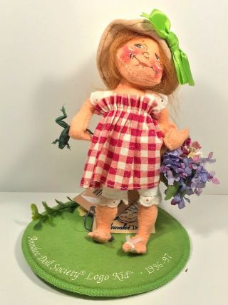 Vintage Annalee Doll Society Doll 7 " Little Mae Flowers Logo Kid 1996 - 1997 Toy