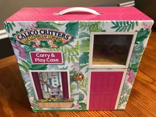 Calico Critters Of Clover Leaf Corners Carry & Play Case 2005 - Case Only