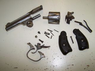 Antique Pistol Parts Forehand & Wadsworth F&w 32ca Revolver Vintage Gun Grips