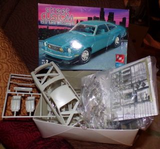 Amt 1977 Ford Mustang Ii Model Kit