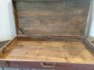Vintage Weathered Wood Storage Box Case Hinged 31 " Wooden Lid Dove Tail Distress