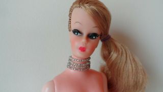 Vintage Barbie Doll Solo In The Spotlight Crystal Bead Choker Necklace