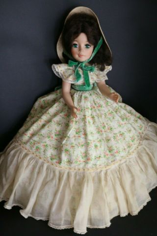 Vintage Madame Alexander Scarlett Portrait Doll,  21 IN,  Tagged Costume 2