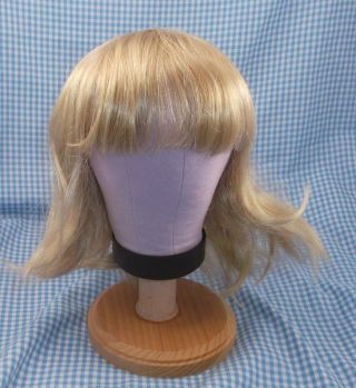 Vintagelt.  Blonde Doll Wig Sz 15 Bangs & Straight Hair Style Tallinas In Package