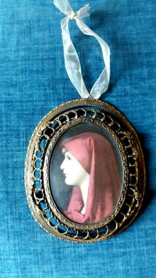 Antique/vintage Ornate Solid Brass Frame Convex Glass With Photo Of St.  Fabiola