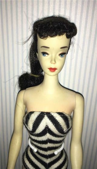 Stunning - Vintage 3 Barbie Raven Hair Brunette Ponytail - Brown Eyeliner - A40