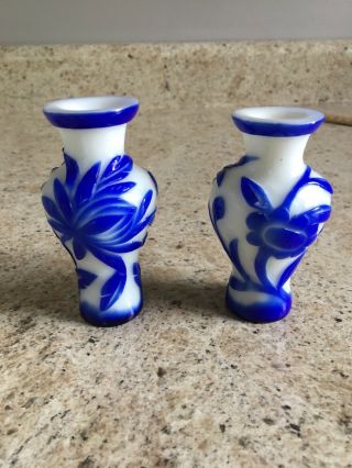 Two Vintage Chinese Blue Overlay Peking Mini Glass Vases 5