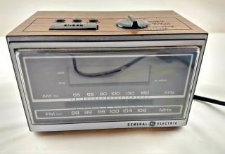 Vintage GE General Electric Alarm Clock Radio Model 7 - 46220 AM/FM 2
