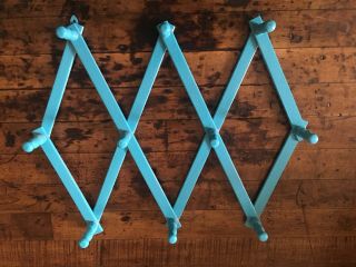 Vintage Wooden Accordian Wall Hook Rack Turquoise Farmhouse Hat