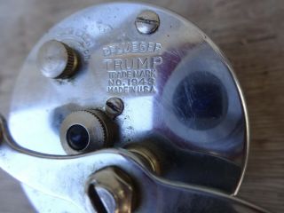 Vintage Pflueger TRUMP Model 1943 Level Wind Bait Casting Reel 5